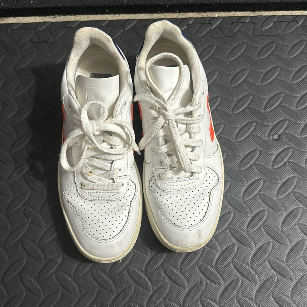 Women's Veja Size 37 6 V10 White Orange Sneakers Shoes